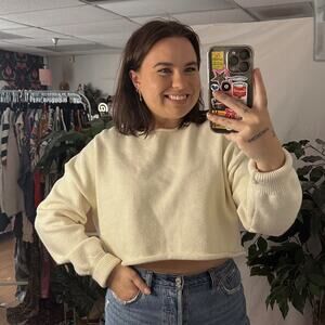 Zara Cropped Long Sleeve Sweater Cream Size Large